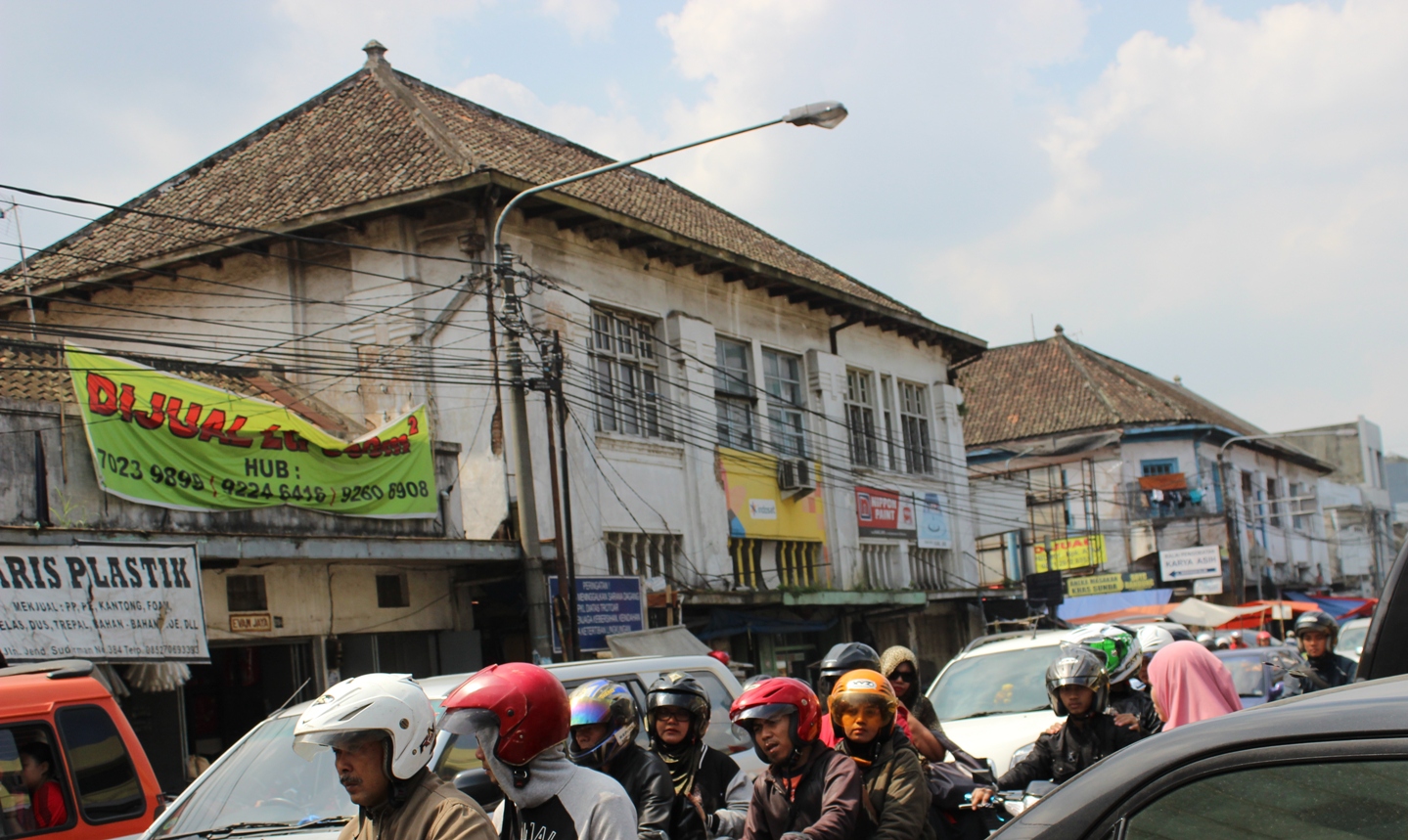 Blusukan di Pasar Andir, Bandung